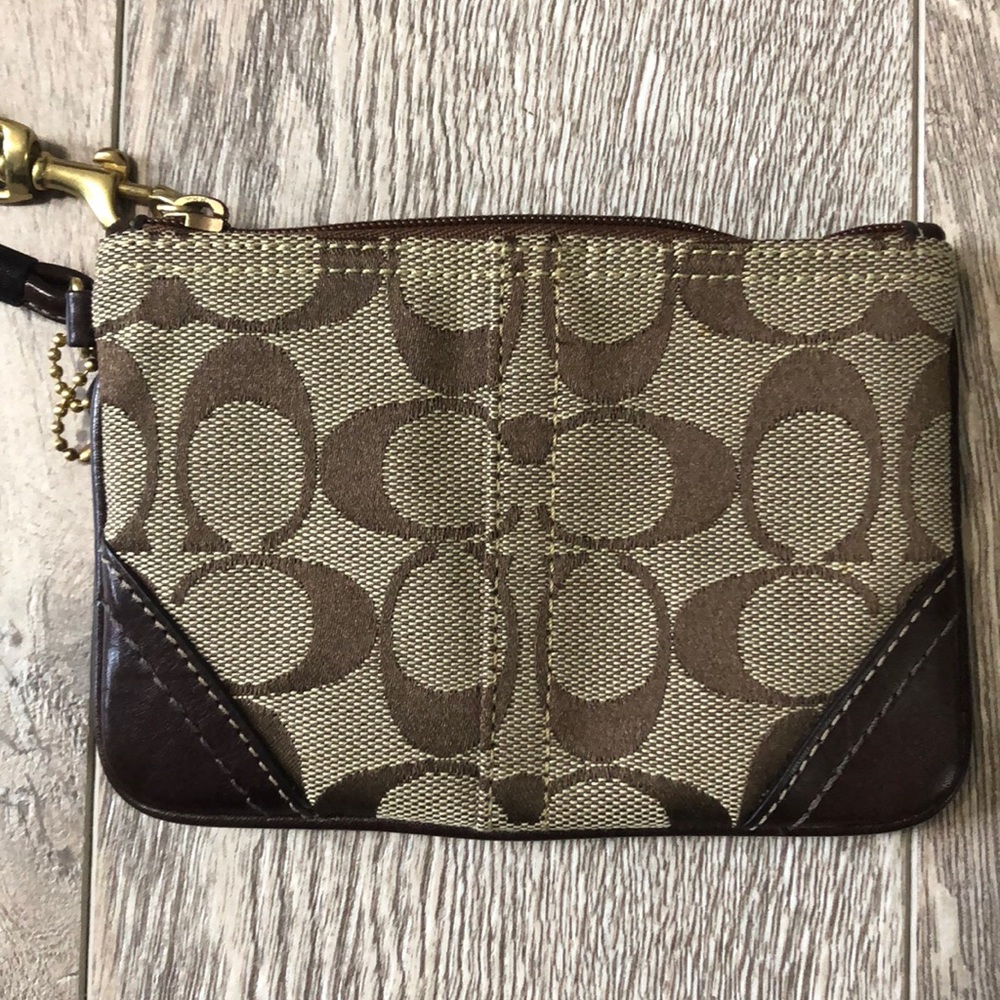 Small Classic Coach Wristlet